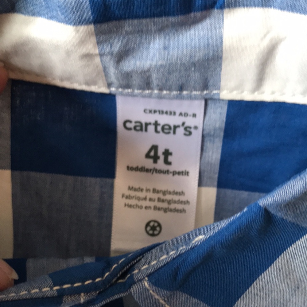 Button down - Picture 3 of 3
